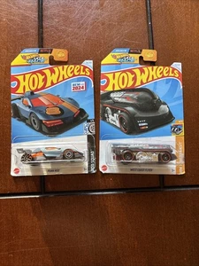 2024 Hot Wheels NETFLIX HW LET’S RACE Lot 2 West Coast Flyer Punk Rod - Bild 1 von 6