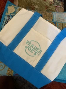 Trader Joe's Mini Pastell Canvas Beuteltasche Tasche Aqua Baby Blau Neu mit Etikett - Bild 1 von 3