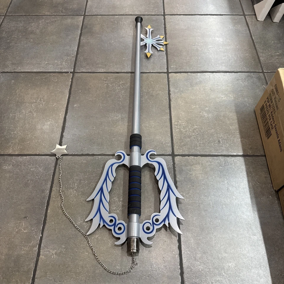 "Kingdom Hearts The Oathkeeper Keyblade Metal 35"" tamaño completo 1:1" Foto 1 de 4
