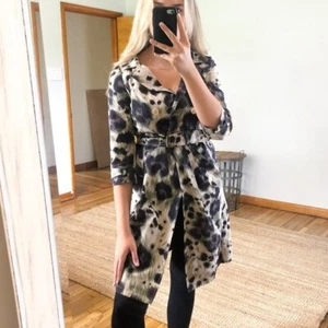 RED Valentino Leopard Long Belted Designer Trench Coat Women's 40 - Picture 1 of 12