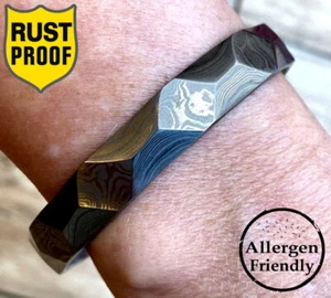 10 mm maßgeschneiderter handgeschmiedeter Damaststahl facettierter Armreif Herren für ihn Armband - Bild 1 von 10
