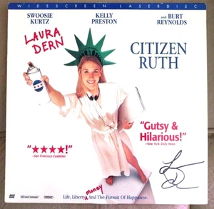 Die "Citizen Ruth" Laserdisc signiert von Laura Dern - Bild 1 von 2
