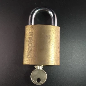 1 Medeco Vorhängeschloss mit 1 Schlüssel 3,5 Zoll hoch - Bild 1 von 6