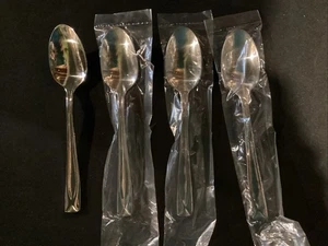 ONEIDA Lincoln Glossy, Set Of 4 TEASPOONS 6 1/4" Flatware NEW - Picture 1 of 3