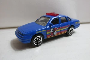 Match Box (( 1996  Release ))   Ford Crown Victoria      Free Shipping - Picture 1 of 3
