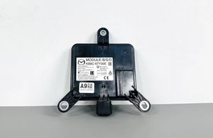 ¡Genuino! Unidad de radar módulo de punto ciego Mazda CX-5 2017-2023 KB8C-67Y30E OEM - Imagen 1 de 3