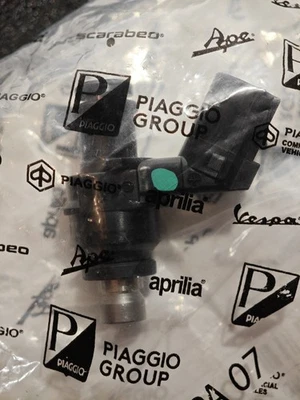 1D000698 - INIETTORE BENZINA - ORIGINALE PIAGGIO - Imagen 1 de 4