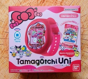 Personaggi Bandai Namco Tamagotchi Uni Sanrio Hello Kitty Tamaverse colore rosso - Foto 1 di 4