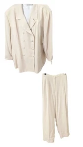 August Max petite 2-Piece Plus Size 26W Jacket Pants Suit Set White/Cream NWT - Picture 1 of 12