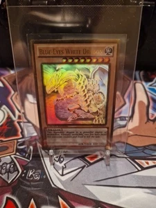 Yu GI Oh Blue Eyes White Dragon Ghost Limited Edition Karte GLD5-DE001 - Bild 1 von 9