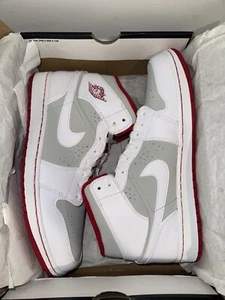 NEW Air Jordan 1 High Hare Size 13 Men's 2015 Grey White Red 719551-123 - Picture 1 of 11