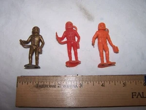 3 De Colección Plástico SPACEMEN HOMBRE ESPACIAL Marcado MPC - Marx - Astronautas - Imagen 1 de 2