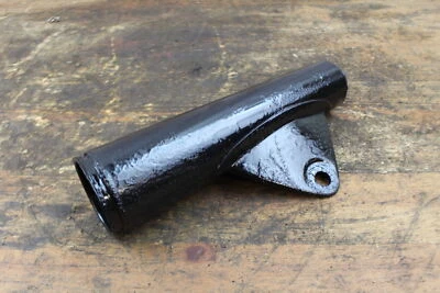 Honda CL160 1966 Scrambler soporte faro derecho D8-0220 Foto 1 de 4