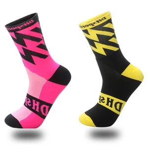 2 Pairs Pro Road Cycling Socks Bicycle Riding Bike Sports Ankle Socks Pink Black - Picture 1 of 5