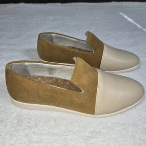Dooeys | hellbraune recycelte vegane Wildleder Preppy House Halbschuhe Schuhe | Damen 10,5 - Bild 1 von 4
