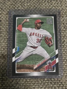 2021 Topps Update #US252 Raisel Iglesias Black #/70 - Picture 1 of 2