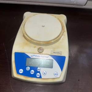 Cole-Parmer 100g x 0.001g Compact Portable Balance - Picture 1 of 4