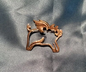When Pigs Fly Brooch - Picture 1 of 2