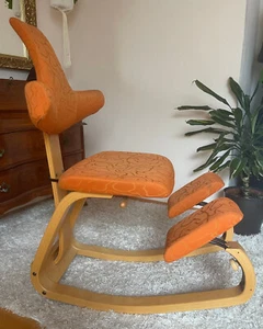 STOKKE VARIER THATSIT BALANS KNIESTUHL KNIEHOCKER GESUNDHEITSSTUHL ERGONOMISCH! - Bild 1 von 11