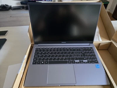 Samsung Galaxy Book 4 15,6” ( Intel Core i3 -10210U, 8GB RAM, 256GB SSD) - Immagine 1 di 4