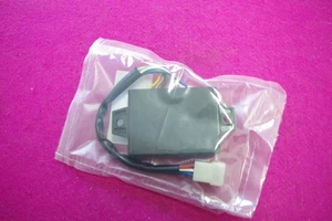 Centralina Aprilia Controllo Uscita RS125 Rotax 8112568 - Foto 1 di 4