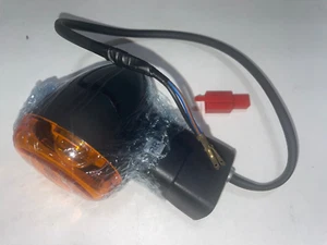 NOS OEM Genuine Harley-Davidson Turn Signal Assembly P/N 67800587 NEW - Foto 1 di 4