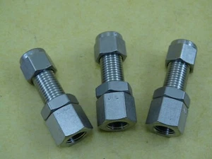 (3) Swagelok 316SS Bulkhead Female Connector 1/2" Tube OD 3/8" FNPT, SS-810-71-8 - Picture 1 of 9