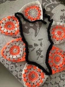 Handmade Crochet Bunting Nursery Conservatory Caravan Campervan - Orange Cream - Picture 1 of 3