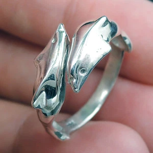 Anillo de plata esterlina 925 con diseño de delfín gemelo, talla P (Reino Unido) 8 (Estados Unidos) - Imagen 1 de 10