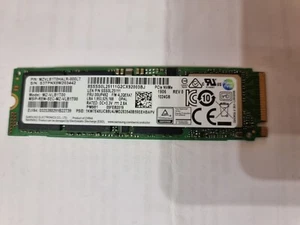 Samsung SSD 1TB (1024GB) PM981 NVMe M.2 Model: MZ-VLB1T00 - Bild 1 von 2
