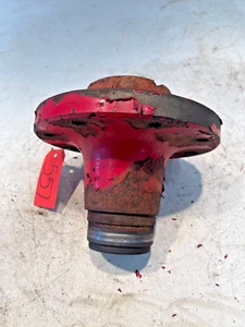 1962 International IH 606 Gas Tractor Rear Hub - Picture 1 of 15