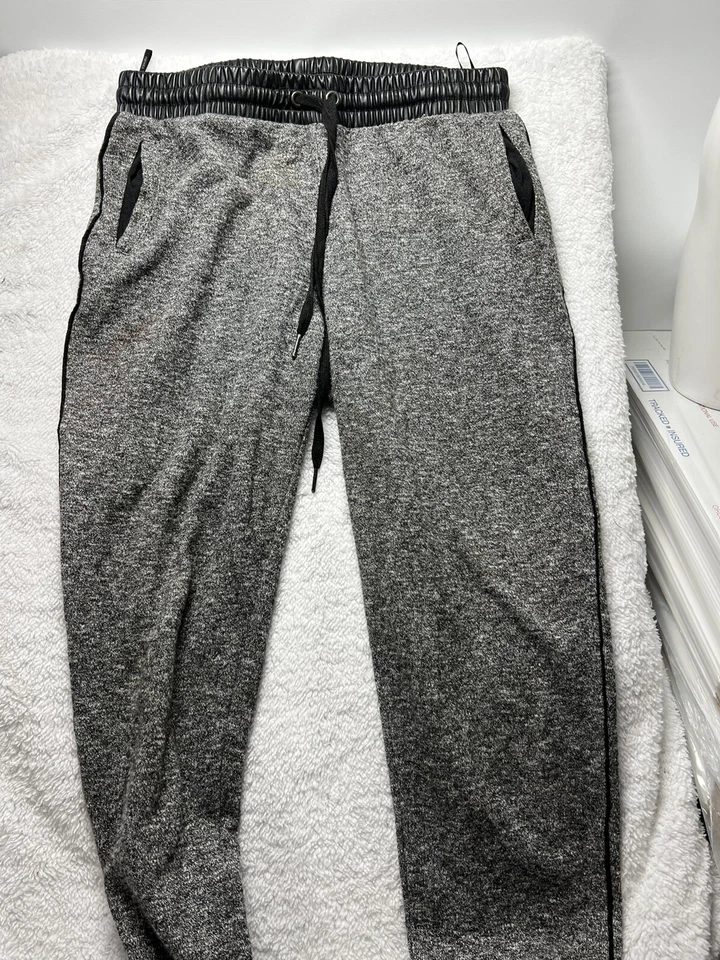 Pantalones de chándal Forever 21 para hombre negros/grises con cordón talla grande Foto 1 de 4