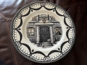 Royal Stafford Pottery Witch Bats 1666 Rats Pumpkin Halloween 11” Dinner Plate - Imagen 1 de 2