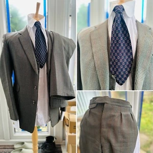 1960s Vintage Mens Houndstooth Suit | Twin Pleated Trousers | 40-41C, 32-33W - Picture 1 of 10