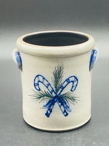 2002 Rowe Pottery Works Christmas Candy Canes Salt Glaze Earred Crock 5” - Picture 1 of 8