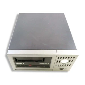 Ultrium 400/800GB LTO-3 SCSI (LVD) External Tape Drive - PN404 - Photo 1/2