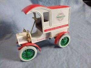 1905  FORD  OPEN CAB DELIVERY  MC ILHENNY  TABASCO SAUCE   ERTL  1:25th DIECAST
