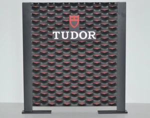 Tudor Schaufensteraufsteller Präsentationsdisplay mit 3 Wendedisplays 43x47 - Bild 1 von 7