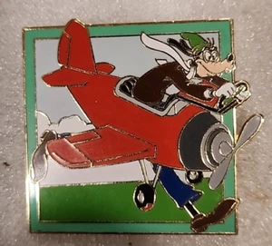 Disney Pin Goofy Sky School Mystery Landing Plane with Feet LE 200 DLR 83361 - Picture 1 of 5
