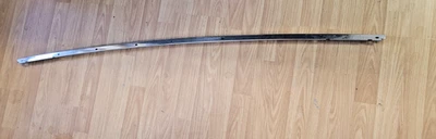 Jeep Cherokee/Comanche 1986 moldura de parrilla superior delantera Foto 1 de 3