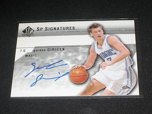 GORDON GIRICEK NBA LEGEND SIGNED AUTOGRAPHED CERTIFIED AUTHENTIC BASKETBALL CARD - Picture 1 of 2