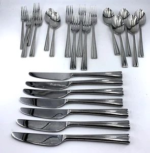 Reed and Barton Stainless Flatware 23 Pieces 18/10 Stainless - Picture 1 of 7