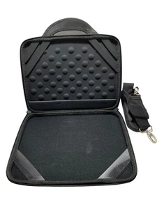 Estuches de volumen - Estuche de lona con carcasa de burbuja para Chromebook o mini portátil con correa - Imagen 1 de 3