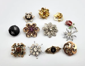 Lotto di 12 spille sparse vintage ad oggi smalto strass spilla tono oro/argento - Foto 1 di 12