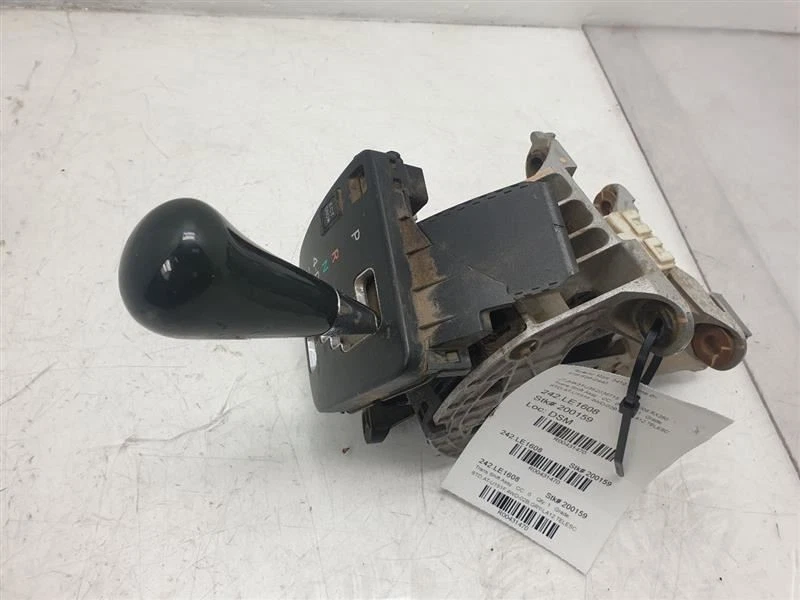 2008 LEXUS RX350 4WD AUTOMATIC TRANSMISSION SHIFTER ASSEMBLY  - Image 1 of 4