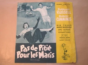 RARE DOSSIER DE PRESSE DEPLIANT DU FILM "PAS DE PITIE POUR LES MARIS" ++++ - Picture 1 of 3