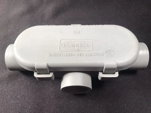 1/2" Hubbell Rohrkörper T-Stück mit Pop Off Deckel - Bild 1 von 3