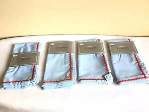 New Lot Of 4 Martha Stewart Everyday Candy Cane Cotton Fabric Napkins 19 x 19 - Picture 1 of 6