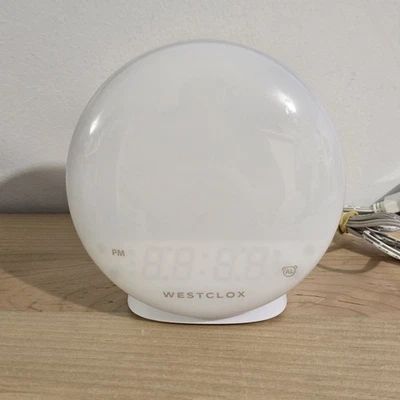 Westclox - Reloj despertador Sunrise (71051) - Rojo Didpay - Blanco Foto 1 de 4