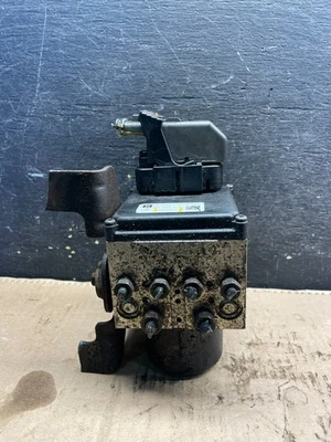 2011 Chevrolet Express 1500 ABS Anti Lock Brake Pump Oem T2669  DG - Image 1 of 4